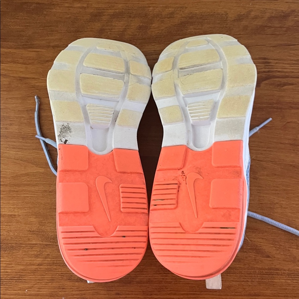 NIKE Sky Blue Mesh Sneakers - Picture 6 of 6